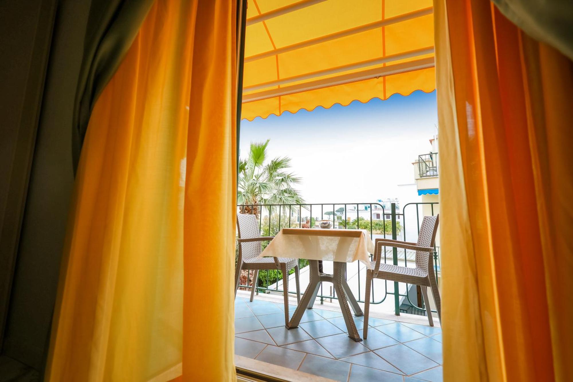 Hotel Rivamare Ischia Luaran gambar